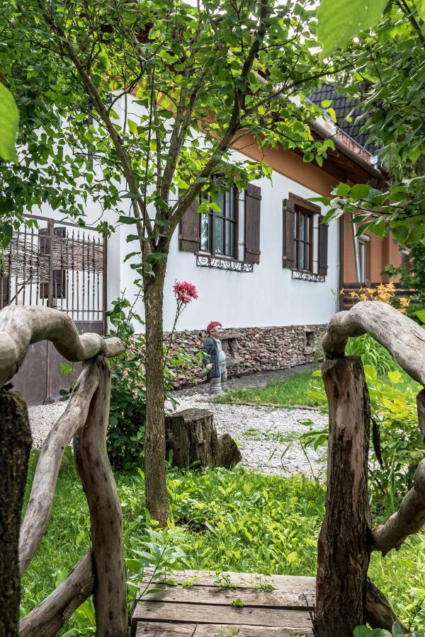 Pajta Apartman エゲル エクステリア 写真