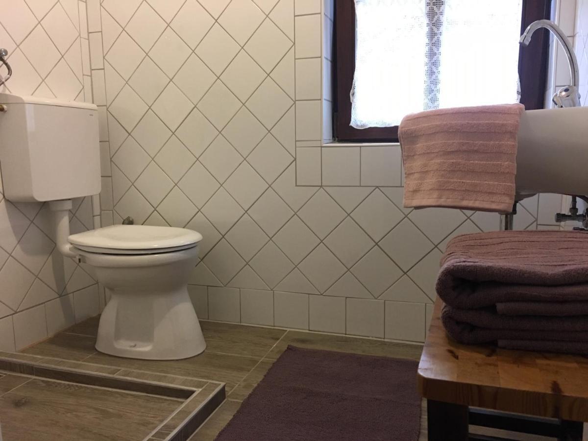 Pajta Apartman エゲル エクステリア 写真